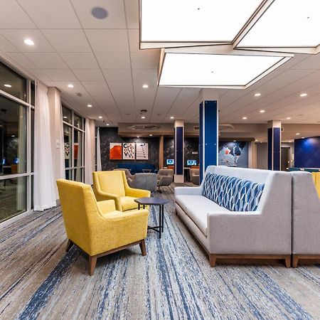 Holiday Inn Express & Suites Charlottesville By Ihg 외부 사진