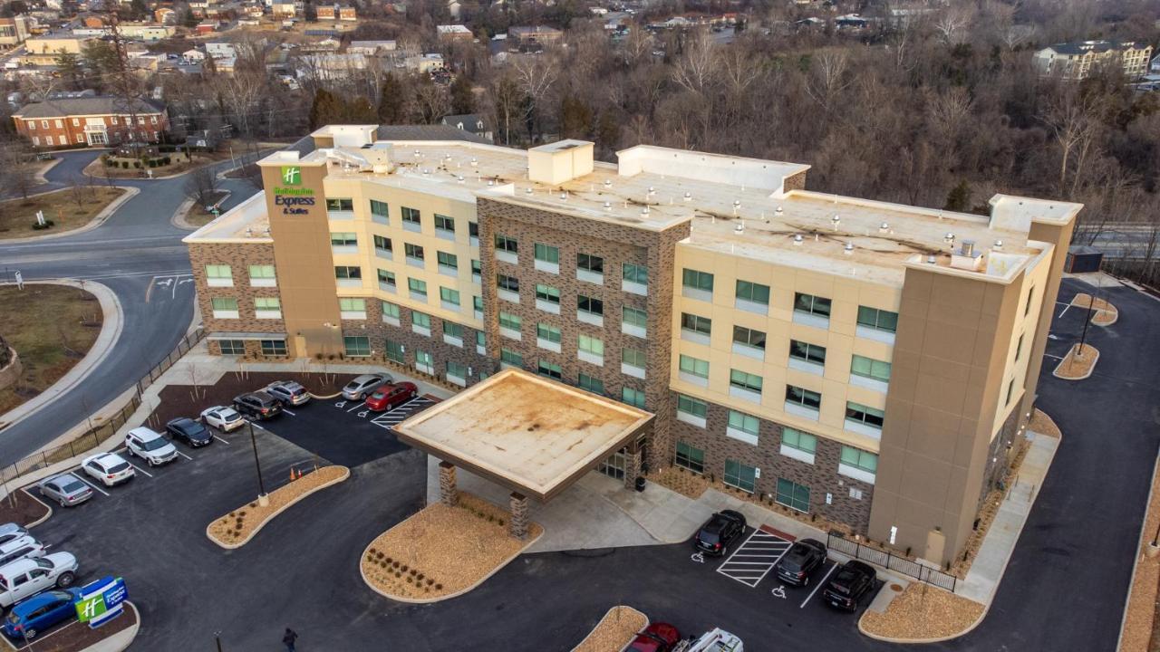 Holiday Inn Express & Suites Charlottesville By Ihg 외부 사진