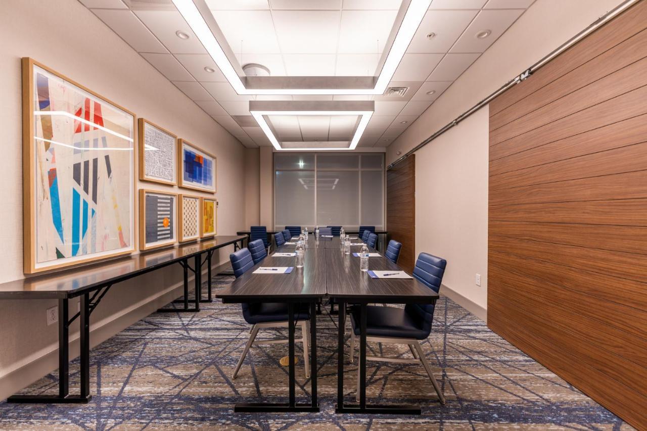 Holiday Inn Express & Suites Charlottesville By Ihg 외부 사진