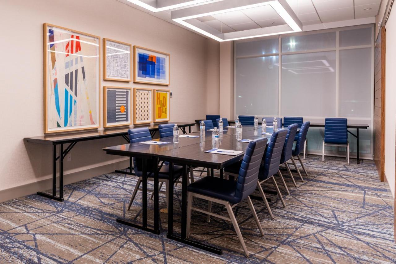 Holiday Inn Express & Suites Charlottesville By Ihg 외부 사진