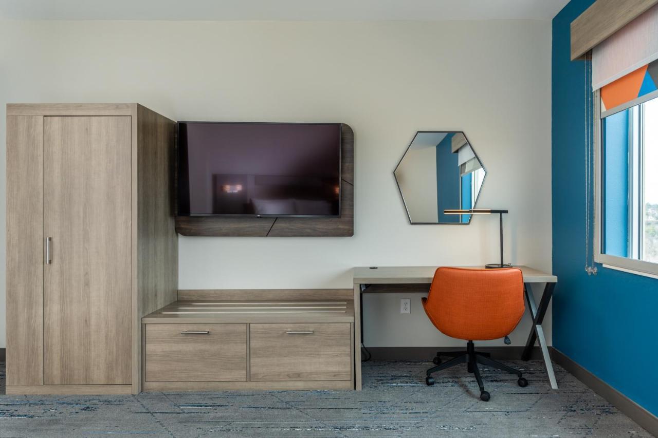 Holiday Inn Express & Suites Charlottesville By Ihg 외부 사진